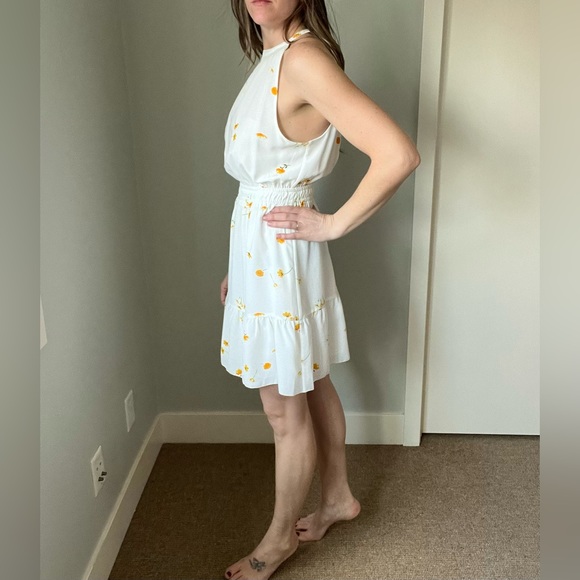 Wilfred Floral Dress Size M - Picture 2 of 8